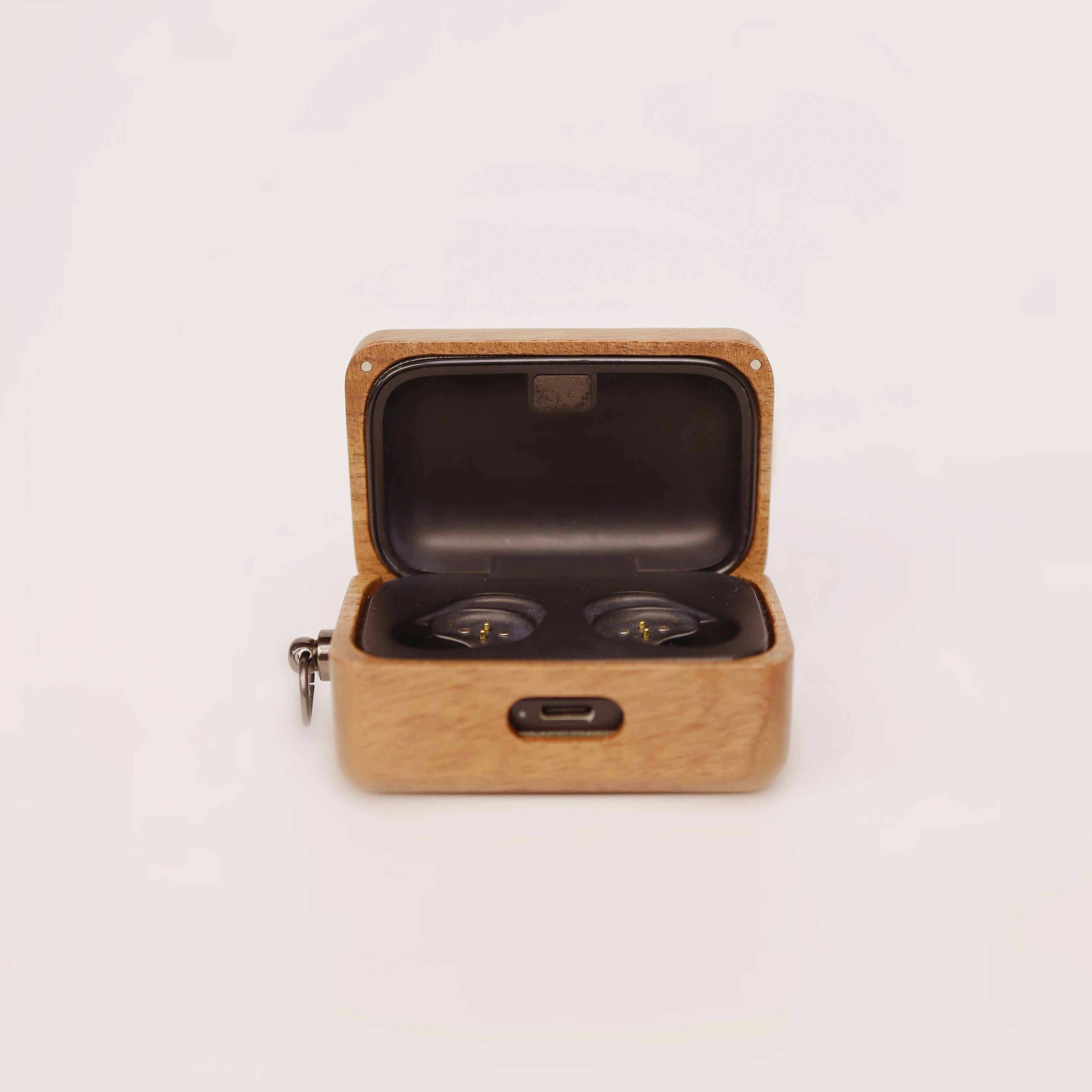 เคสไม้วอลนัทแท้สำหรับ Sennheis - Sennheiser Headphone Momentum 4 บทวิจารณ์และราคา